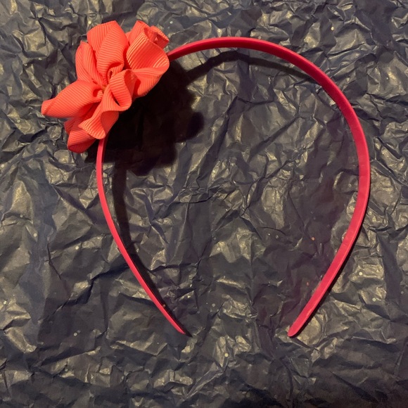 Pink flower headband - Picture 2 of 4